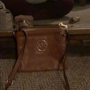 MK CROSSBODY